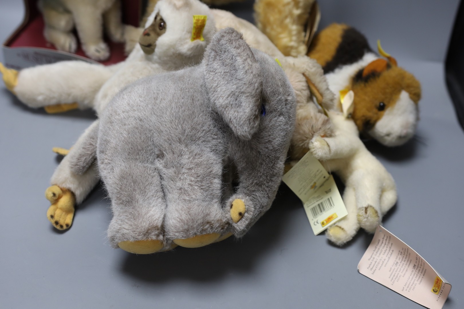 A Classic 'Fellow' Terrier label / tag with five assorted yellow tag animals, also boxed Museum Collection 'Rattler' Terrier white label with neck mechanism